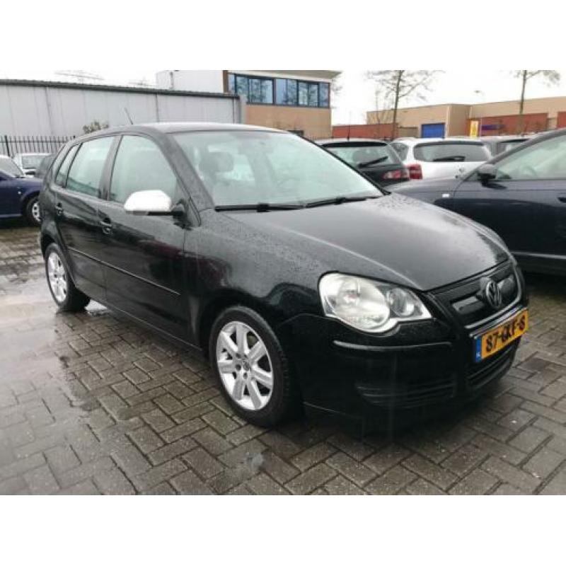 Volkswagen Polo 5drs motorschade export 1.4 TDI Comfortline