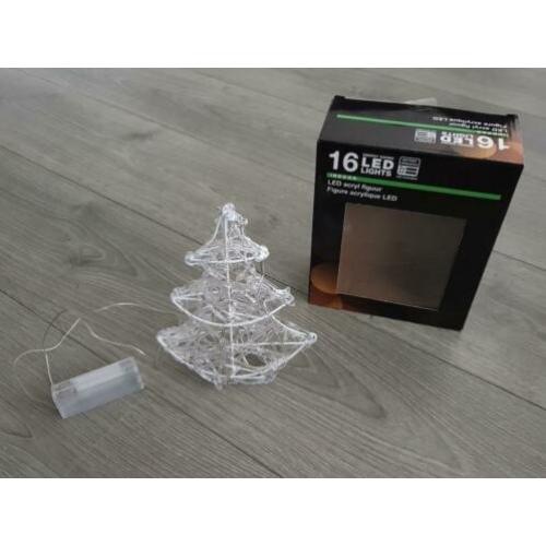 Klein acryl kerstboompje met 16 ledlampjes (NJ907)
