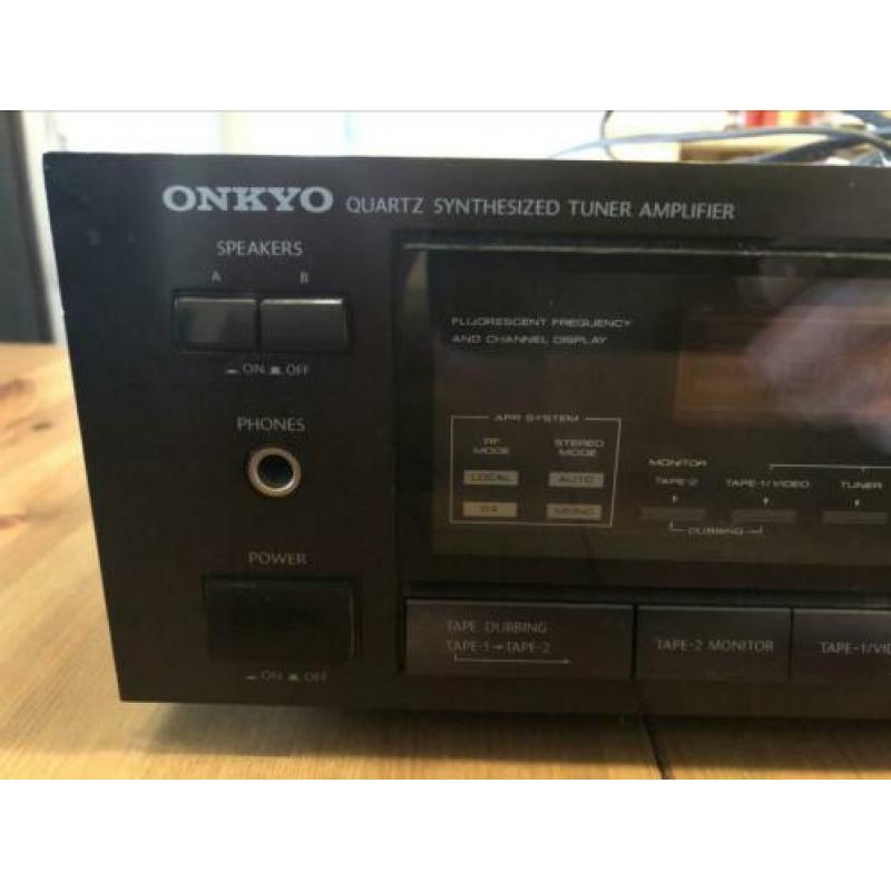 Onkyo TX-810 Quartz Tuner Versterker