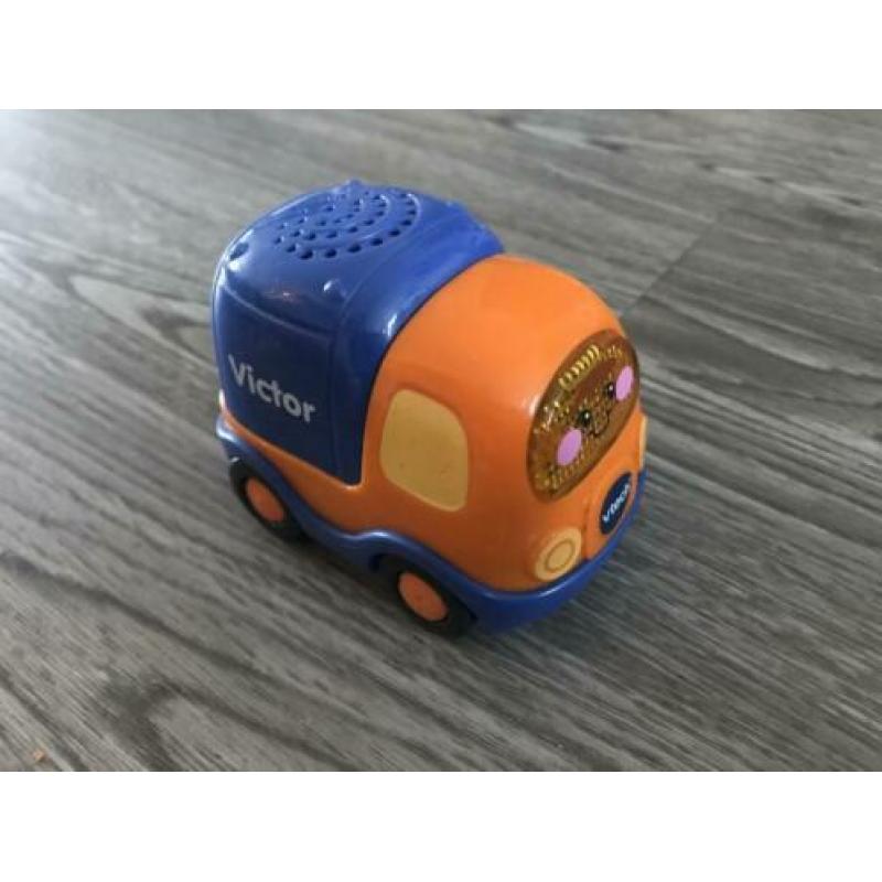Toet toet auto’s los
