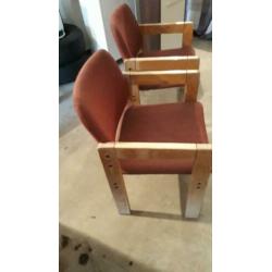2 stoelen