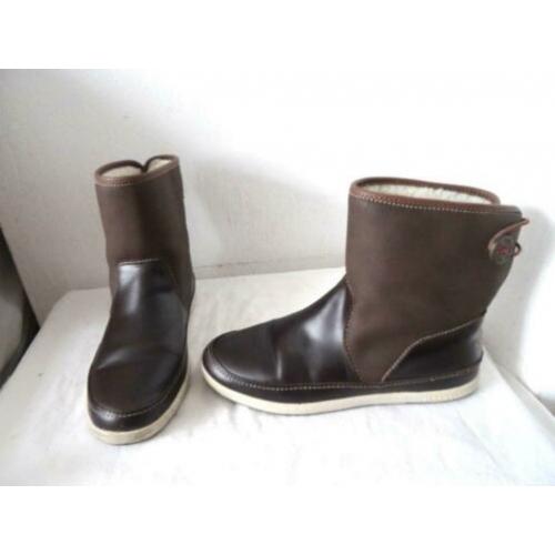 Laarsjes merk LE COQ SPORTS maat 40,5 nieuwstaat apart