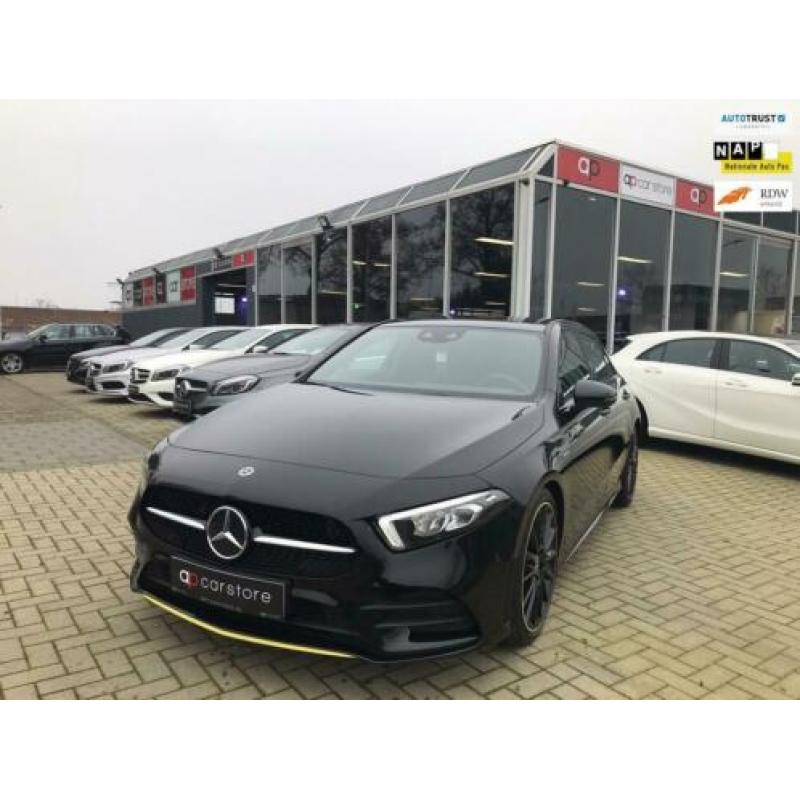 Mercedes-Benz A-klasse 200 AMG NIGHT EDITION 1 W1002n HEAD-U