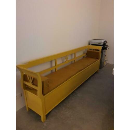 Zweedse klepbank oud geel hout 2,5 meter bank