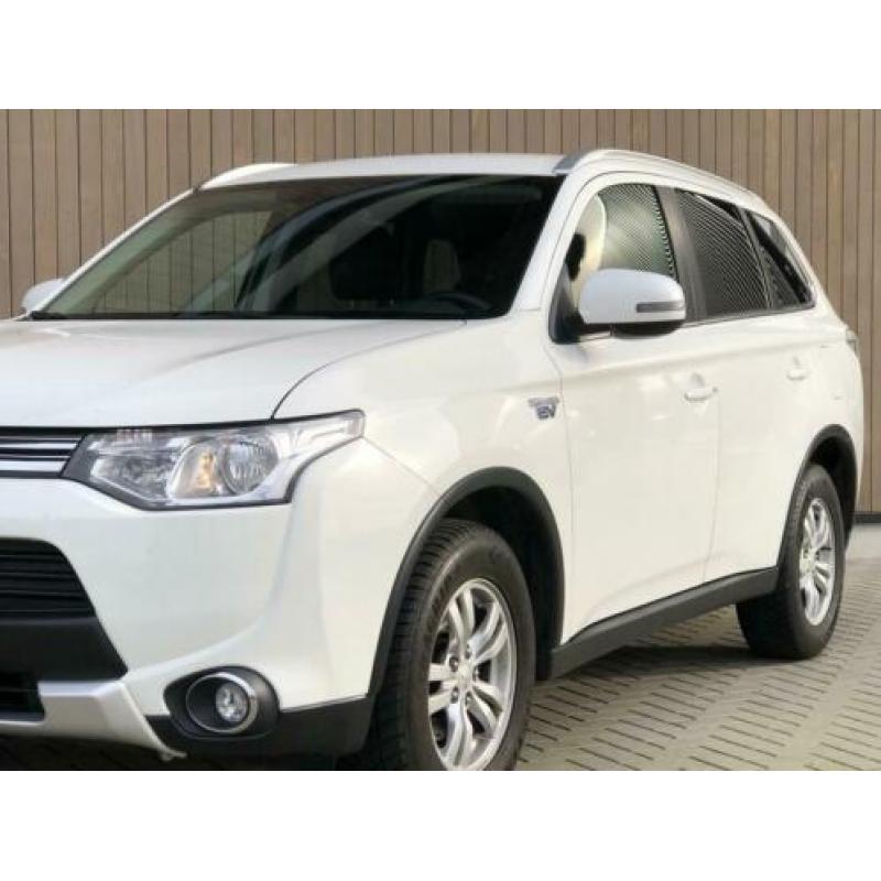 Mitsubishi Outlander 2.0 PHEV Business Edition X-Line