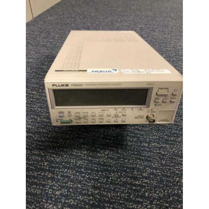 Fluke pm6685 Frequentie teller counter
