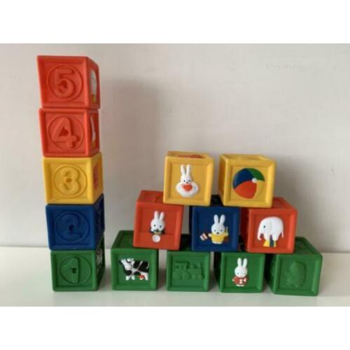 Babyblokken, zachte (rubberen) blokken Nijntje met geluid