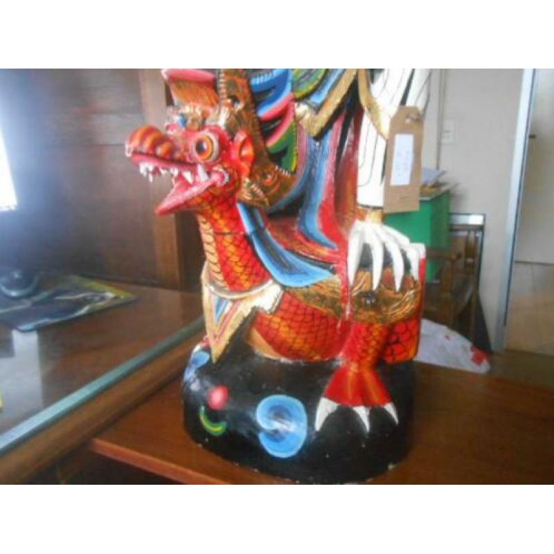 5296 Groot Polychrome houten beeld van Vishnu 76 cm