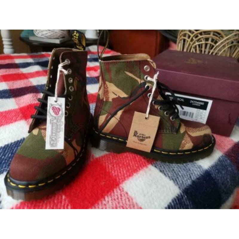Dr martens made in England camo 36