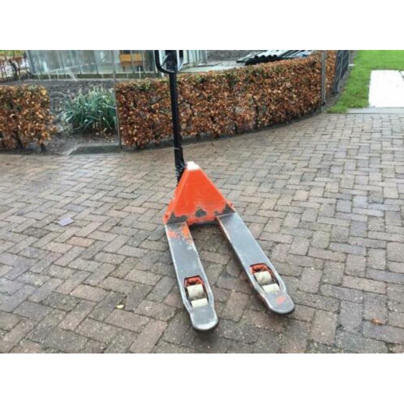 BT Pompwagen 2300kg
