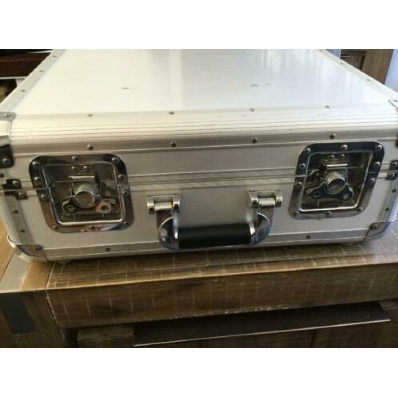 Stage-line djp-120 incl flightcase Incl 200 lps