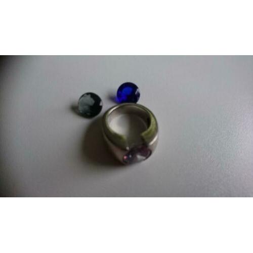 Melano ring met 3 stenen maat 62