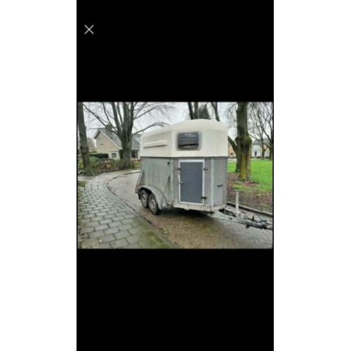 Schuilplaats paarden schapen-geiten enz-enz