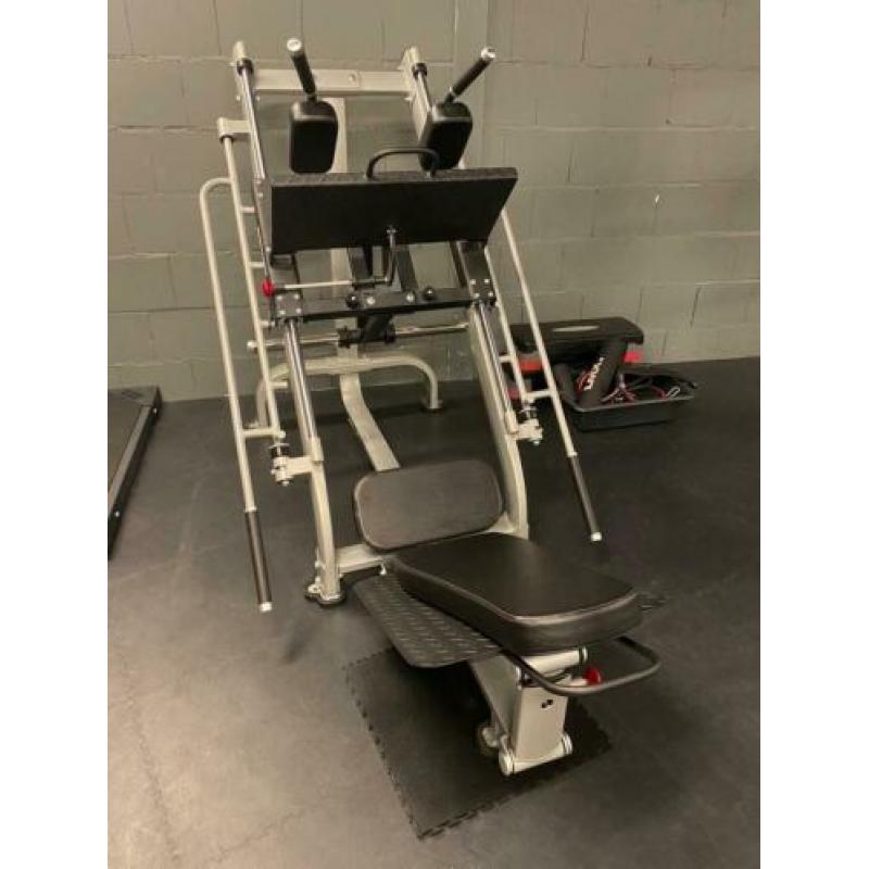 Hacksquat en Legpress-combi van Bodytone