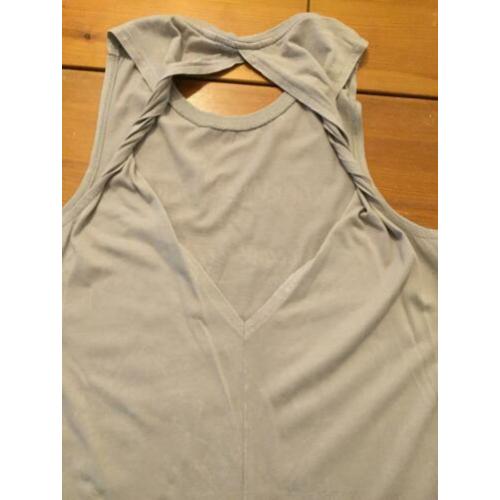 Super mooie García jurk met tekst/kraaltjes en gave open rug