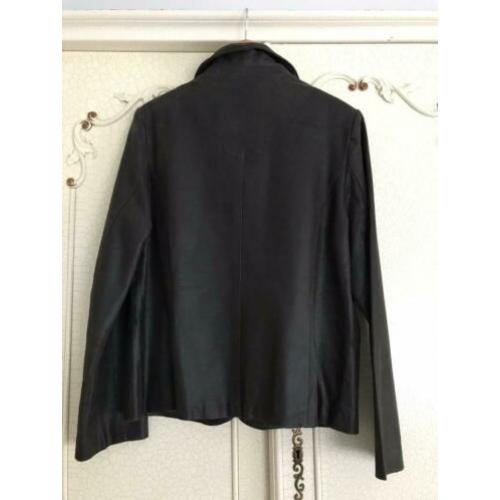 ESSENTIALS leder Jasje mt (44) NIEUW