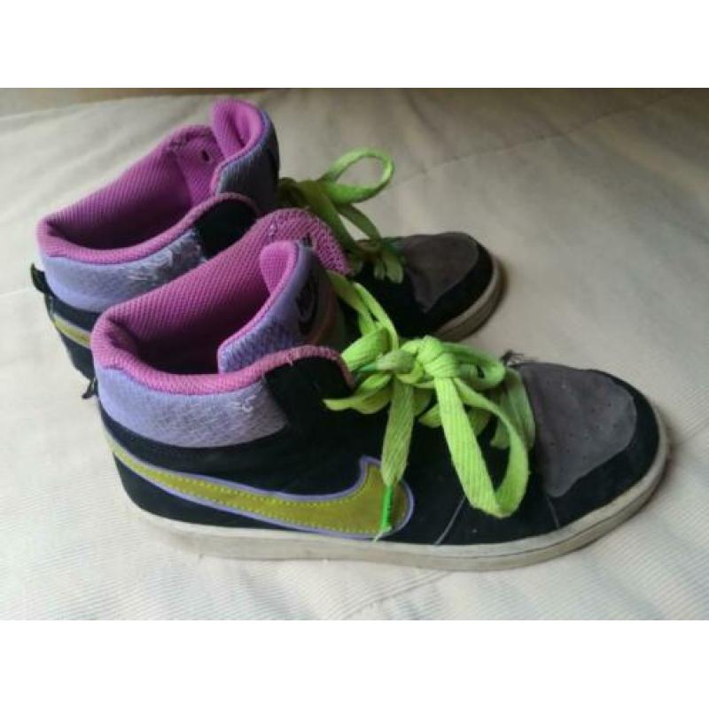 Nike hoge sneakers maat 37,5