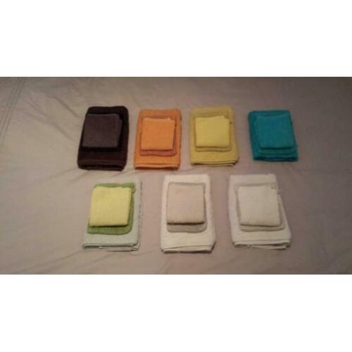 Badhanddoeken 60x110cm met washandjes en gastenhanddoeken