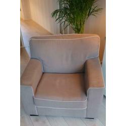 Bankstel,dressoir, salontafel inboedel moet weg