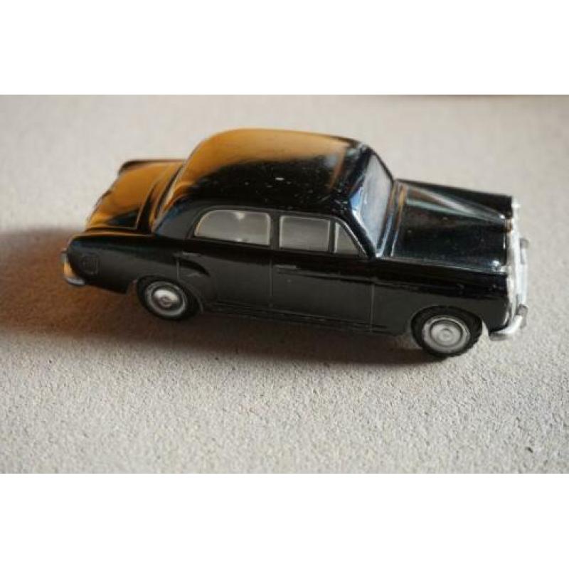 Mercedes W120 180 Bolhoed 1957 / `62 Teckno 1/43