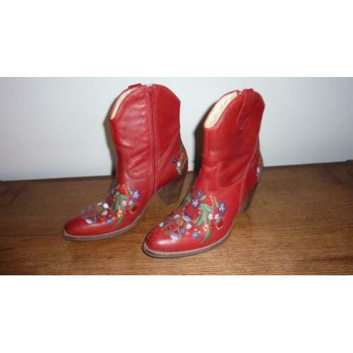 half hoge laarsjes, rood, leer, stoer, laars