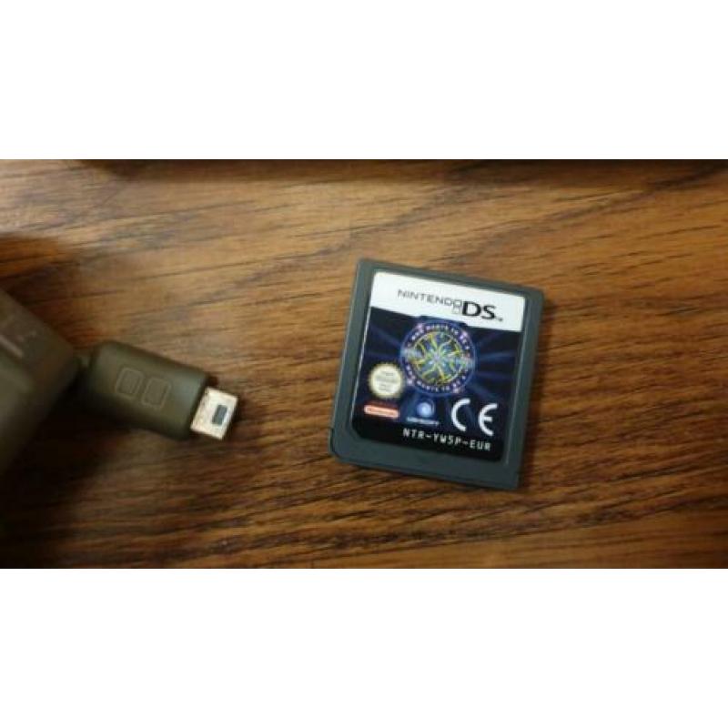Nintendo DS lite (blauw of zwart)incl hoes, 1 spel, €45 ps