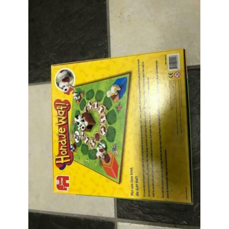 Spel hondje waf