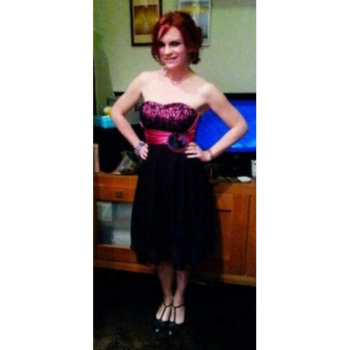 Feestelijk cocktailjurkje maat 38/40