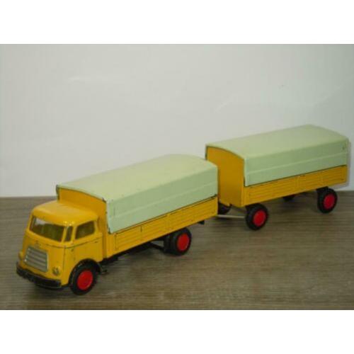 Daf Frontstuur met Trailer - Lion Car Holland