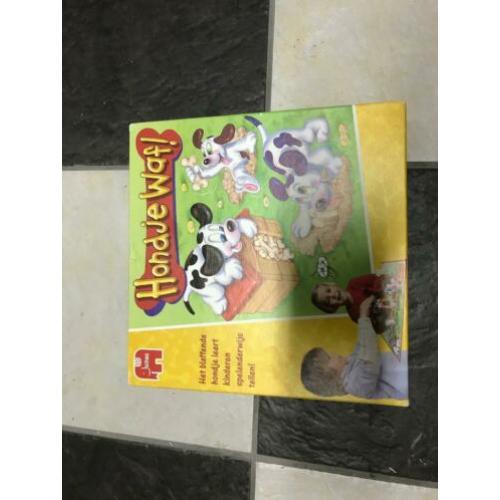 Spel hondje waf