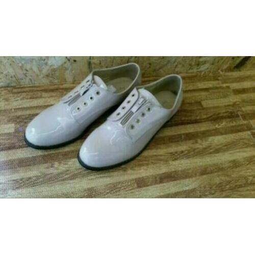 Dames schoenen nette mooie nieuw maat 40 beige