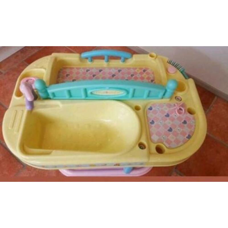 poppen verzorg tafel commode