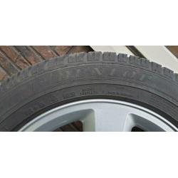 Lichtmetalen velgen 16 inch Ford Focus met Dunlop winterband