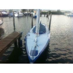 Draak zeilboot van werf Petticrow polyester