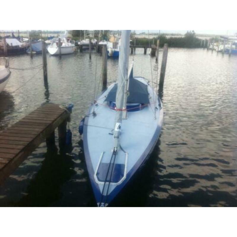 Draak zeilboot van werf Petticrow polyester