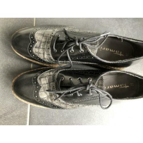 Zwarte beter schoenen van Tamaris in maat 39