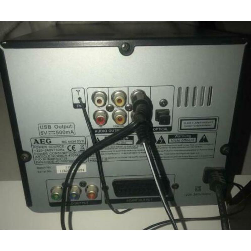 Mooie stereoset, weinig gebruikt. Met cd speler, usb, radio