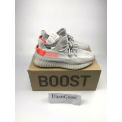 Yeezy boost 350 v2 tail light us10,5/eu44 2/3