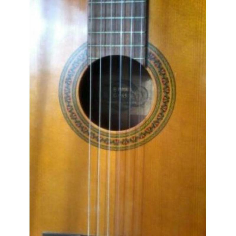 Zgan Yamaha gitaar te koop model: G- 85A in prima staat....b