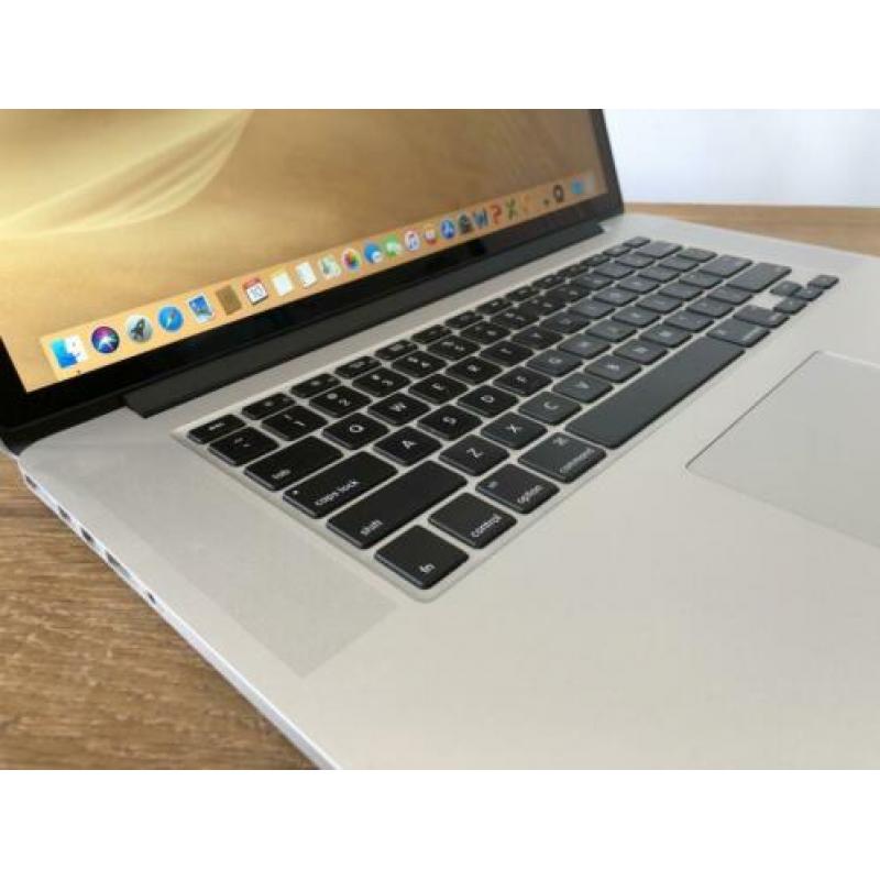 Macbook Pro 15'' Retina 2.8Ghz i7 16GB 512GB 2016