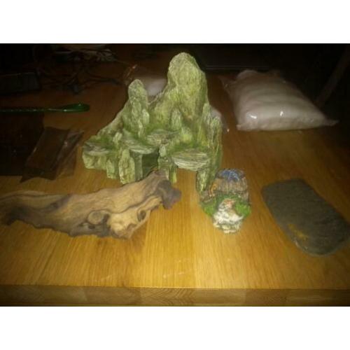 aquariumdecoratie pompje / filter verwarming kweekbakjes