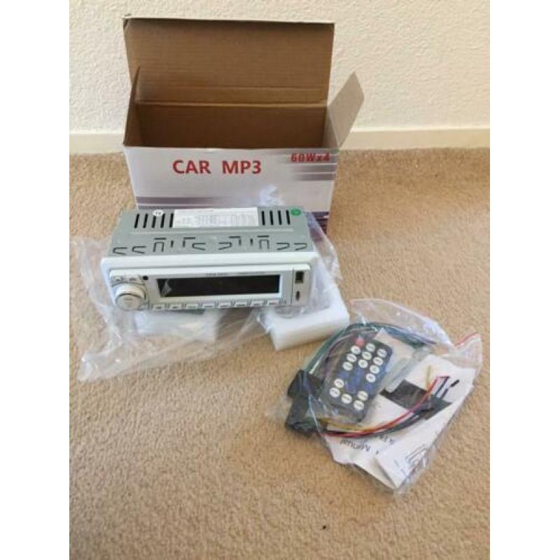 Wit Autoradio USB / Bluetooth / AUX / SD kaart - Nieuw