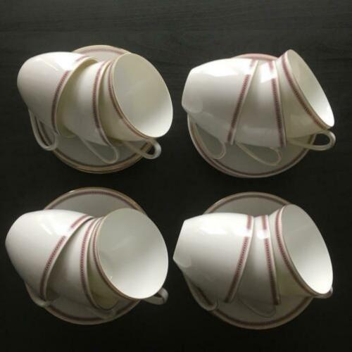 12 Kop en schotels merk Arsberg bordeaux + goudkleur randje