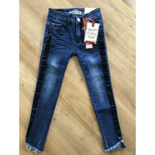 Retour jeans, maat 6, nieuw met kaartjes