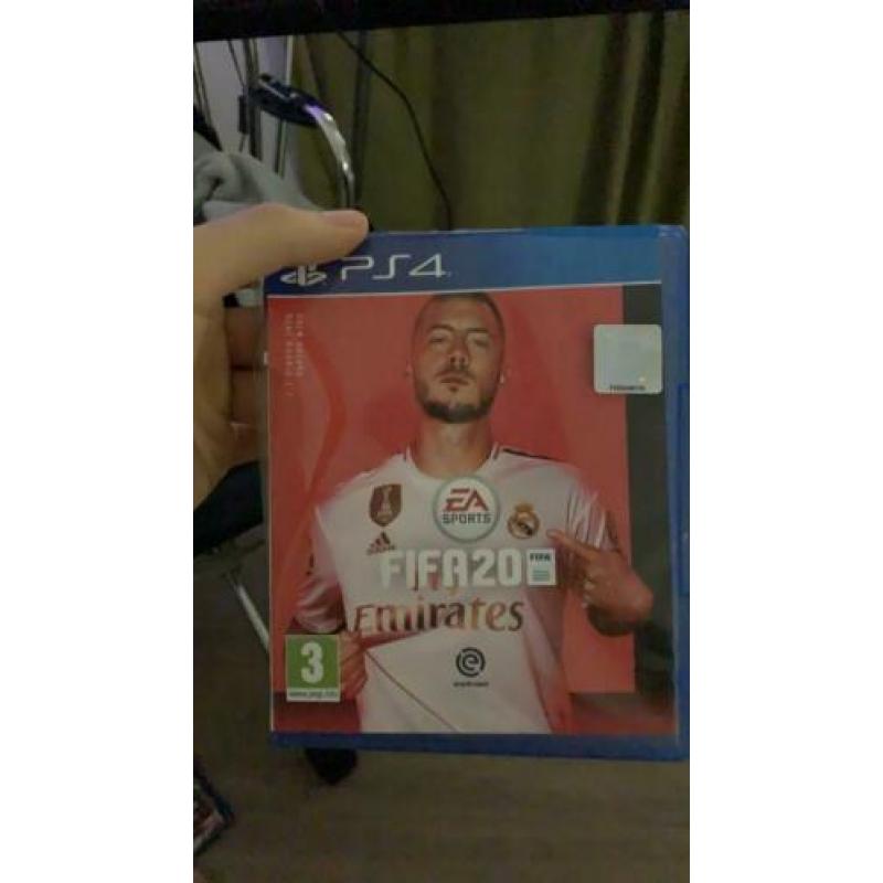 Nieuwe ps4 te koop