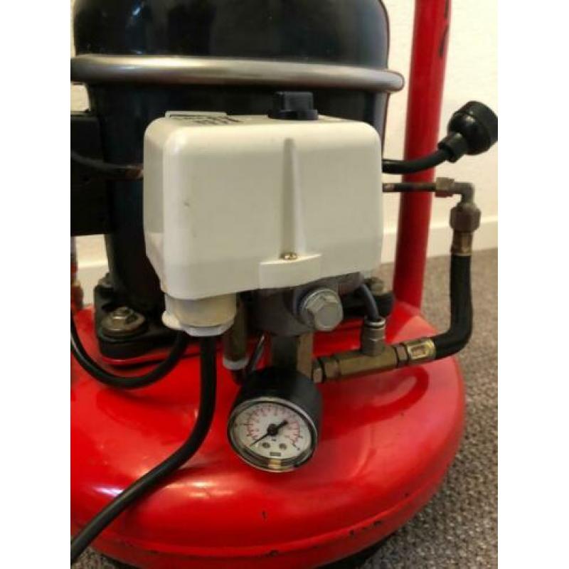 Werther geluidsarme airbrush compressor (25 l/min)