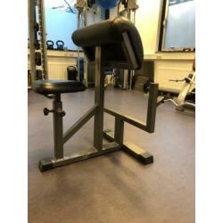 Panatta Scott bench-preacher curl bench