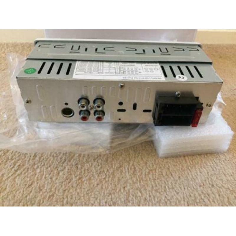 Wit Autoradio USB / Bluetooth / AUX / SD kaart - Nieuw