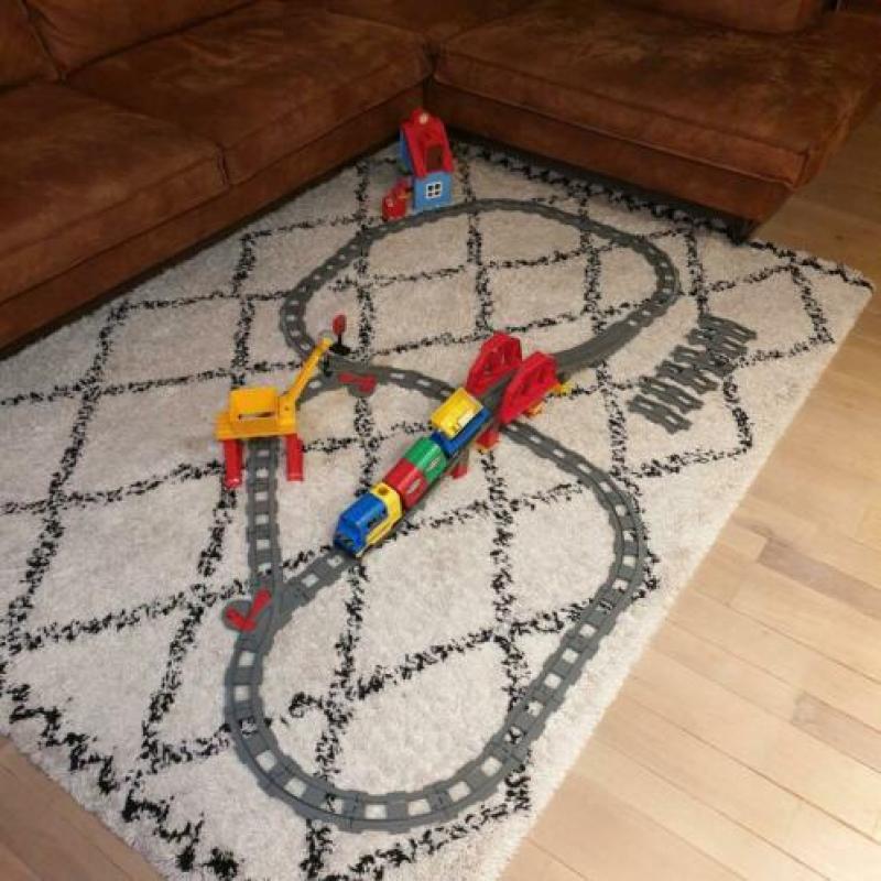 Nette grote duplo trein met 52 spoordelen