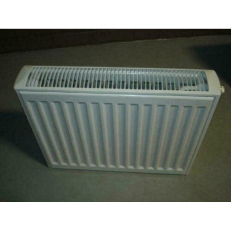 Henrad Softline 4 plus 50 cm hoog radiator in alle lengte en